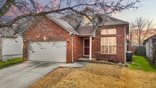 2708 Bay Cedar Cv, Lexington, KY, 40511-8864 | Card Image