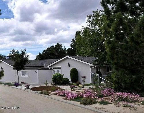 915 Margaret Dr, Reno, NV, 89506-5724 | Card Image