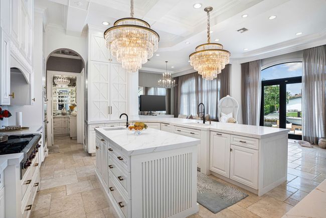 4050 Ne 30 Th Ave, House other with 5 bedrooms, 5 bathrooms and null parking in Lighthouse Point FL | Image 22