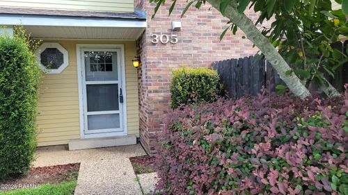 305-200 Lodge Dr, Lafayette, LA, 70506-2855 | Card Image