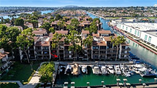 7124 Marina Pacifica Dr N, Long Beach, CA, 90803-3807 | Card Image