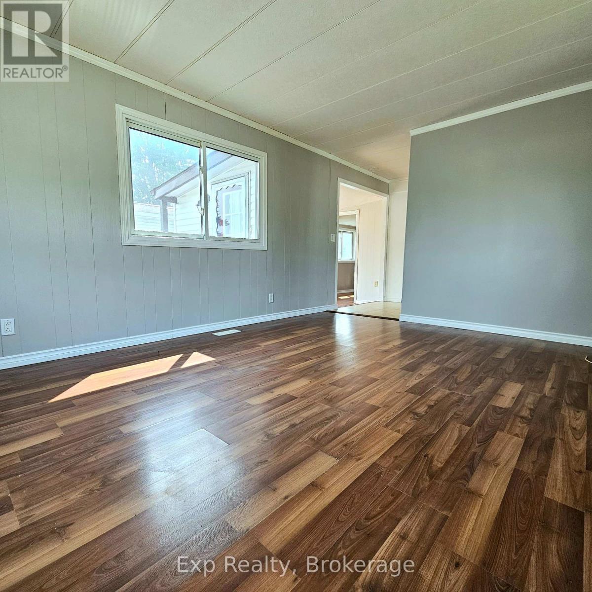 Residential in Quinte West (Sidney Ward) 3
