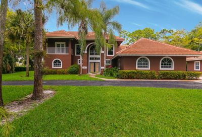 827 Squire Dr, House other with 5 bedrooms, 4 bathrooms and null parking in Wellington FL | Image 2