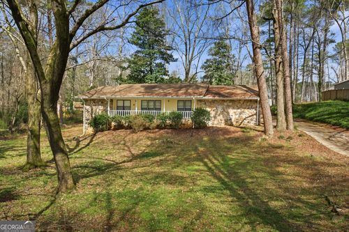 408 Willow Creek Rd, Fairburn, GA, 30213-1637 | Card Image