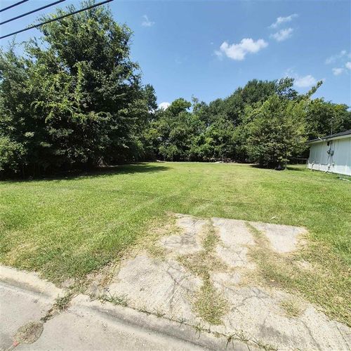 4204 Worthy Drive, Lake Charles, LA, 70607 | Card Image