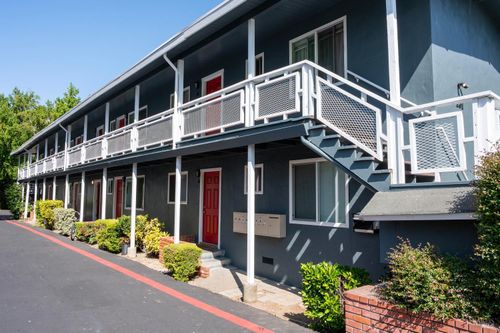 131 Kent Ave, Kentfield, CA, 94904-2521 | Card Image