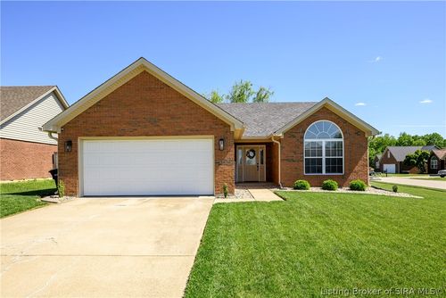5813 Bates Ct, Jeffersonville, IN, 47130-8894 | Card Image