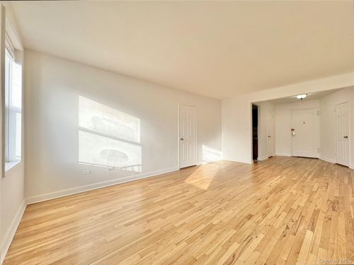 apt-6b-84 51st Ave, Elmhurst, NY, 11373-5843 | Card Image