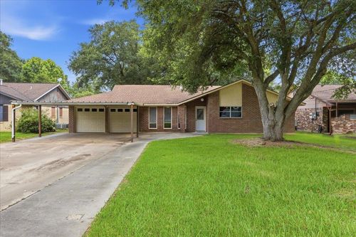 8860 Blaylock Ln, Beaumont, TX, 77706 | Card Image