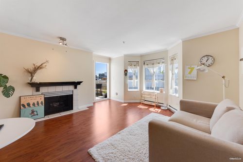 418-15268 105 Ave, Surrey, BC, V3R0W8 | Card Image