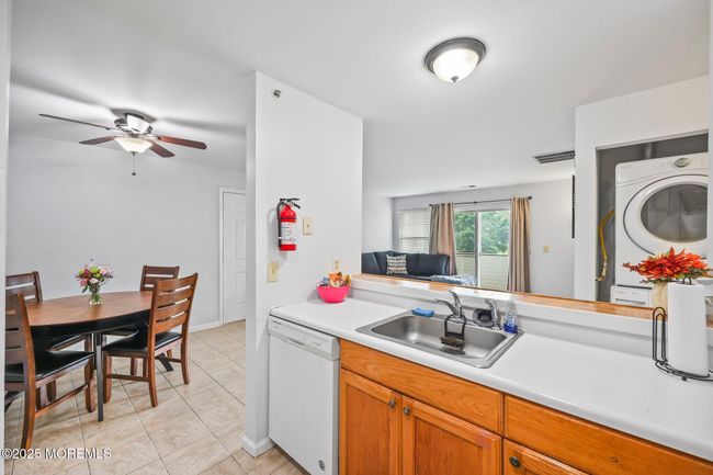 22 Basset Ct, Condo with 2 bedrooms, 1 bathrooms and 1 parking in Tinton Falls NJ | Image 9