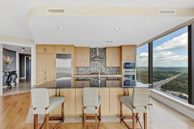 UNIT-3504 - 3344 Peachtree Rd Ne, Condo with 2 bedrooms, 3 bathrooms and 2 parking in Atlanta GA | Image 15