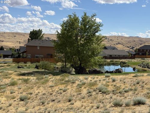 425 Little Lake Rd, Maupin, OR, 97037 | Card Image