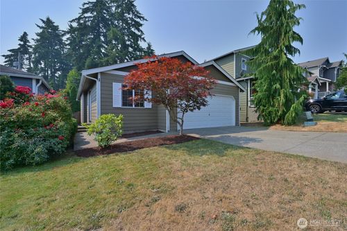 2022 201st St E, Spanaway, WA, 98387-4110 | Card Image