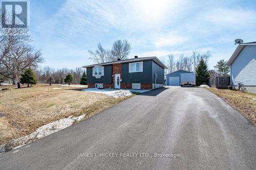 1108 Boundary Rd, Pembroke, ON, K8A7X1 | Card Image
