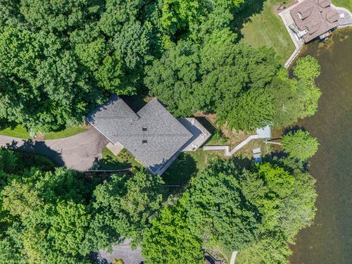 6308 N Jebavy Dr, Ludington, MI, 49431-9695 | Card Image