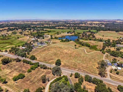 1375 Wise Road, Lincoln, CA, 95648 | Card Image