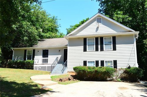 3250 College St, College Park, GA, 30337-1124 | Card Image
