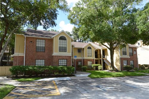 unit-104-8647 Mallard Reserve Dr, TAMPA, FL, 33614-2350 | Card Image