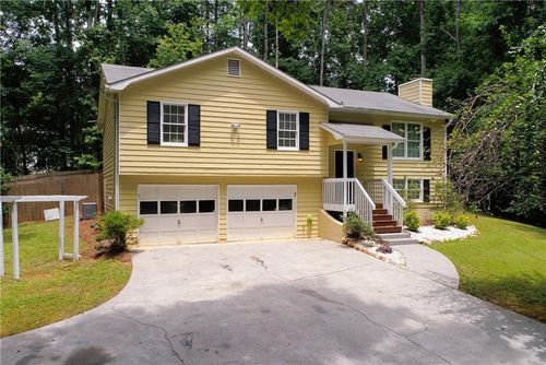 127 Angela Ln, Dallas, GA, 30132-1417 | Card Image