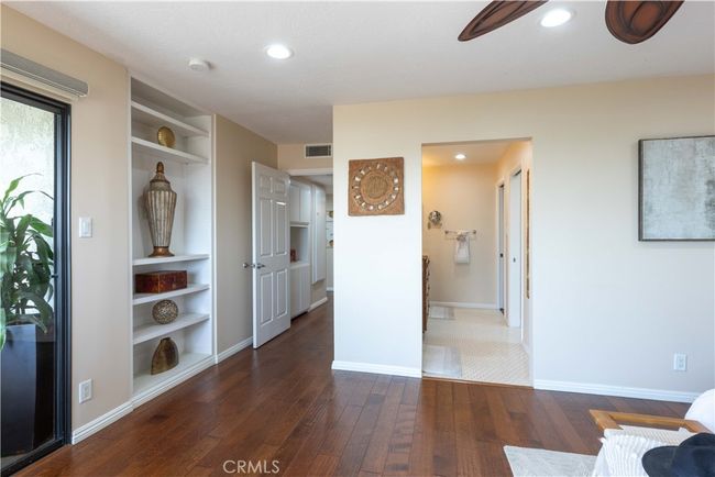 2B - 2270 Stanley Ave, Condo with 2 bedrooms, 2 bathrooms and 2 parking in Signal Hill CA | Image 29
