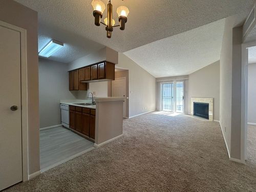 610-12550 Whittington Dr, Houston, TX, 77077-4842 | Card Image
