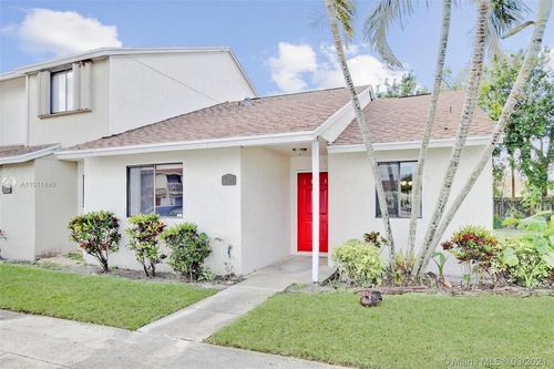6508-6501 Dockside Cir, Greenacres, FL, 33463-2610 | Card Image