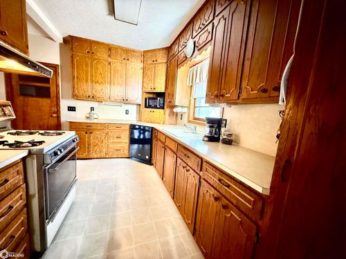 107 11th St S, Northwood, IA, 50459-1729 | Card Image