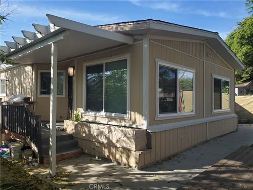 32531 Crescent Ave, Lake Elsinore, CA, 92530-0547 | Card Image