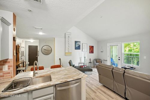 1437-7701 Timberlin Park Blvd, JACKSONVILLE, FL, 32256-5436 | Card Image
