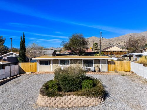 11002 Knobb Ave, Morongo Valley, CA, 92256-9773 | Card Image
