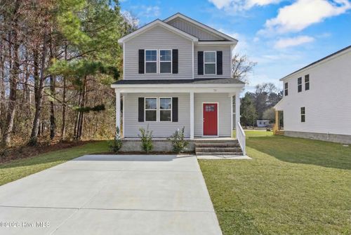 709 Hayes St, Burgaw, NC, 28425-4853 | Card Image