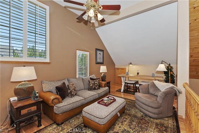 375 Meadow Cir N, House other with 4 bedrooms, 3 bathrooms and 2 parking in Big Bear Lake CA | Image 34