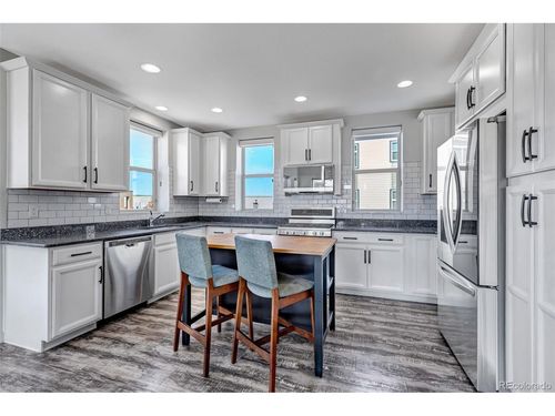 10051 Belvedere Cir, Lone Tree, CO, 80124-6000 | Card Image