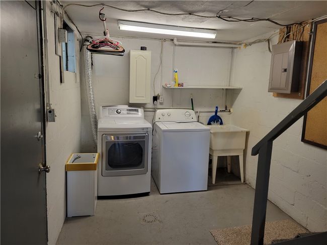 217 S Shady Ave, Condo with 3 bedrooms, 1 bathrooms and 1 parking in Houston PA | Image 21