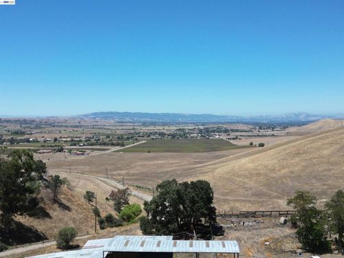 11251 Reuss Rd, Livermore, CA, 94550 | Card Image