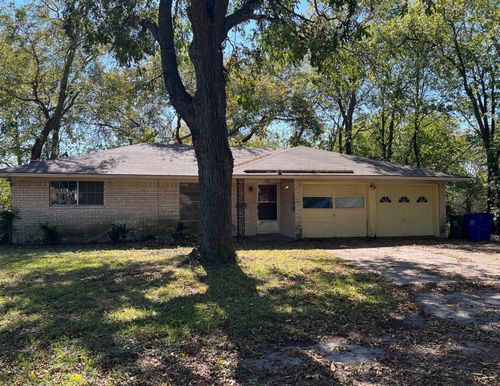 108 E South St, Whitesboro, TX, 76273-2215 | Card Image