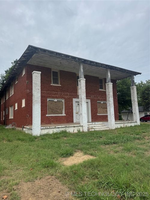 608 Elm St, Bristow, OK, 74010-2028 | Card Image