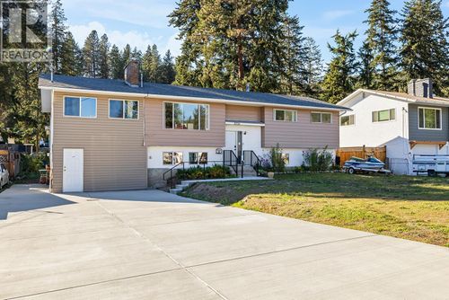 3226 Mcmahon Road, West Kelowna, BC, V4T1E9 | Card Image