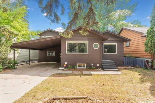 1004 6th St E, Saskatoon, SK, S7H1E2 | Card Image