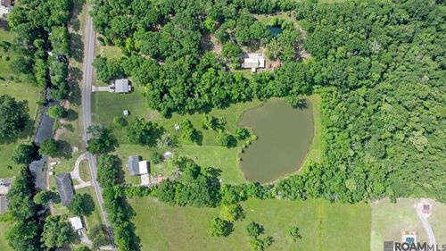 10197 E Highway 936, Saint Amant, LA, 70774-4616 | Card Image