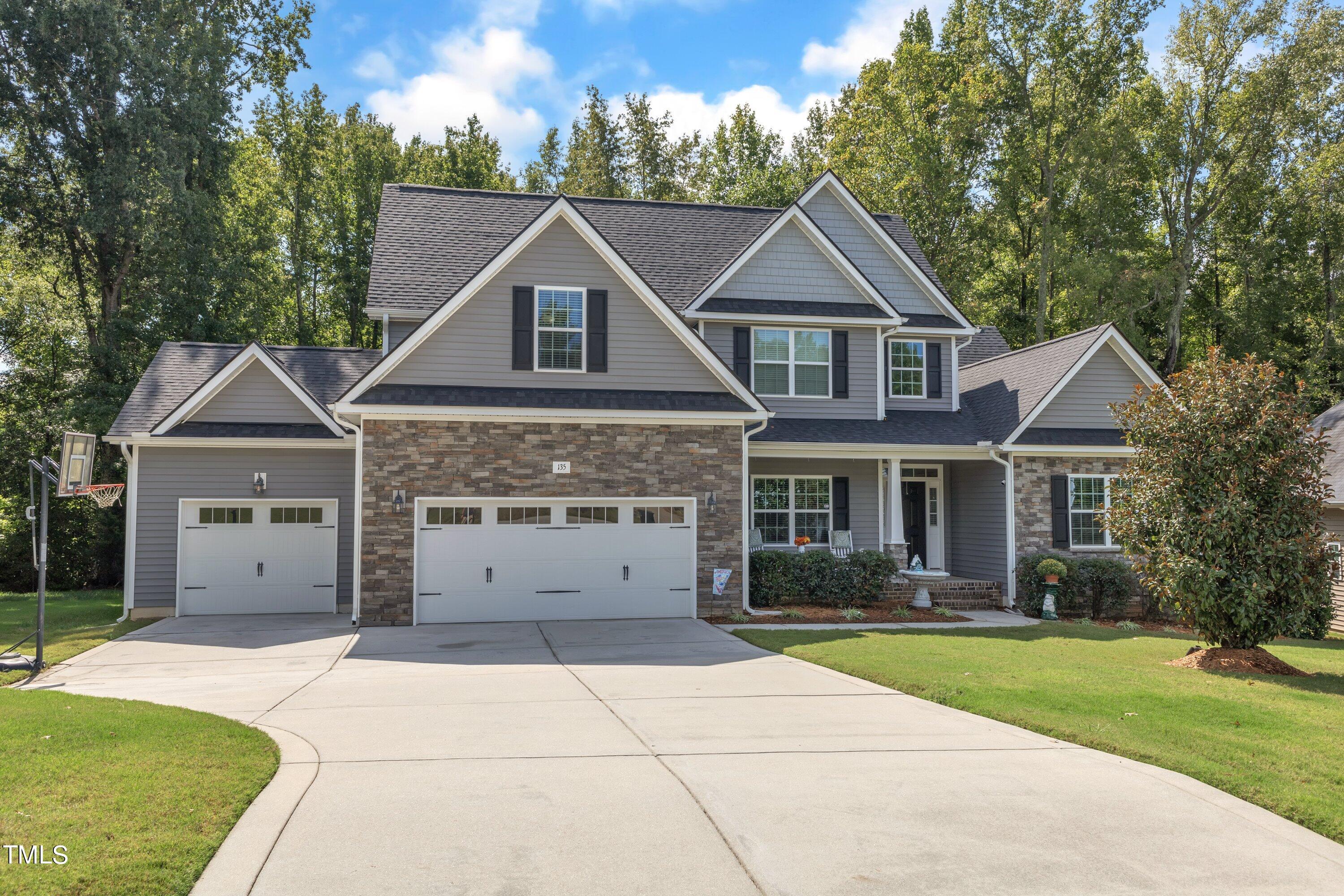 Whitebark Ln, Clayton, NC 27520