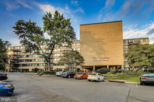 apt-407-600 Roosevelt Blvd, FALLS CHURCH, VA, 22044-3133 | Card Image