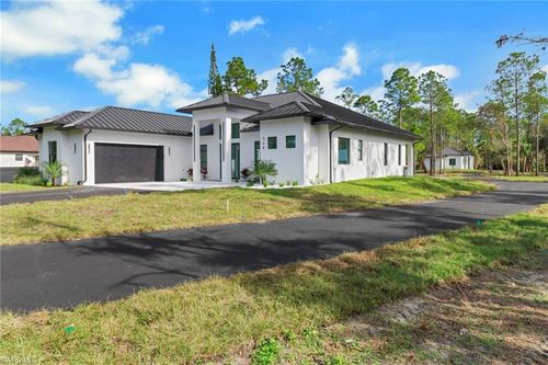 368 14th St Se, NAPLES, FL, 34117-3689 | Card Image