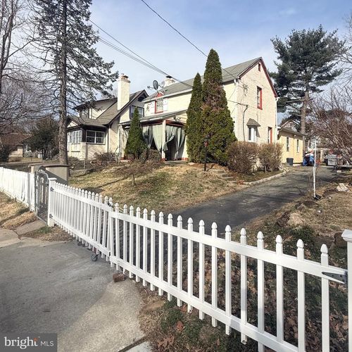 306 S Carol Blvd, UPPER DARBY, PA, 19082-2805 | Card Image