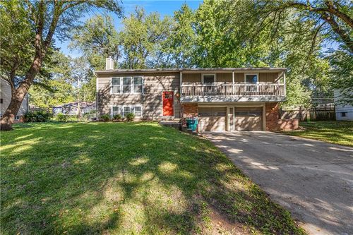 10310 89th St, Overland Park, KS, 66214-2001 | Card Image
