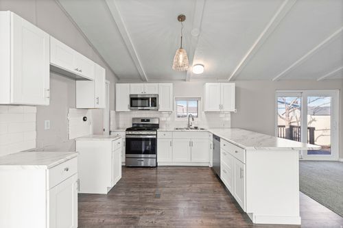 5055 3000, West Valley City, UT, 84120-1463 | Card Image