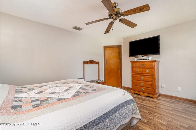 751 Glencove Ave Nw, House other with 3 bedrooms, 2 bathrooms and null parking in PALM BAY FL | Image 17