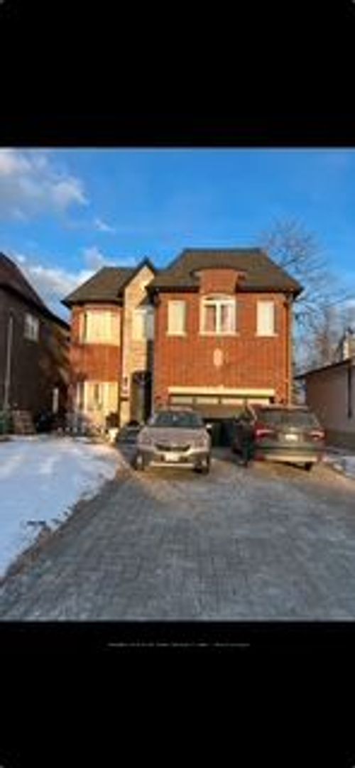 9A Megan Ave, Scarborough, ON, M1E4A6 | Card Image