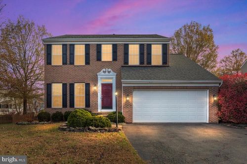 18688 Potomac Station Dr, LEESBURG, VA, 20176-6401 | Card Image